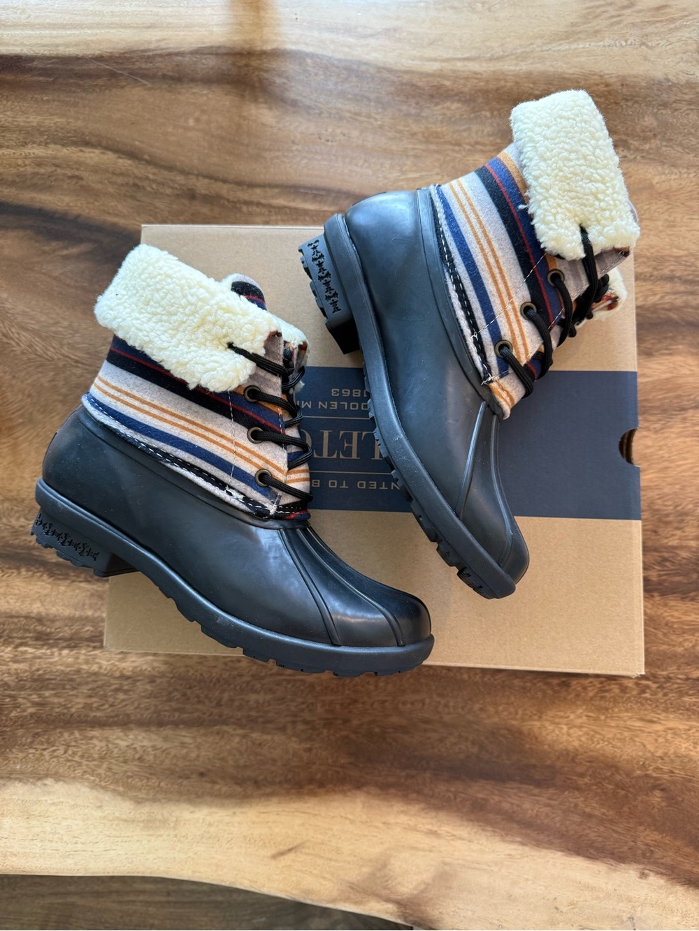 Pendleton Bridger Stripe Mid Duck Waterproof Boots -  Women’s Size 7 - Brand New
